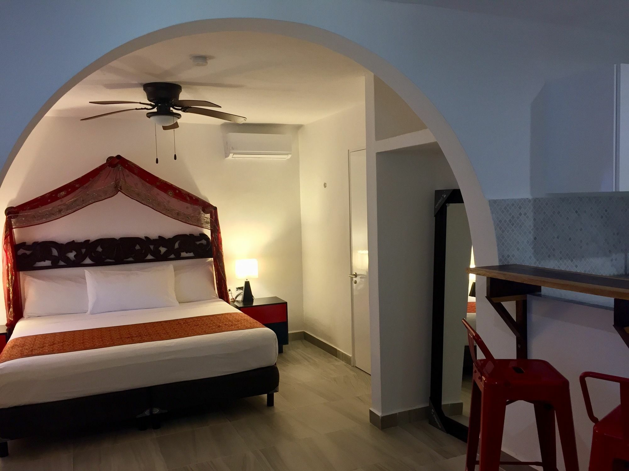 Ocean Zen Suites On 5Th Avenue - Adults Only 신데 델 카르멘 외부 사진