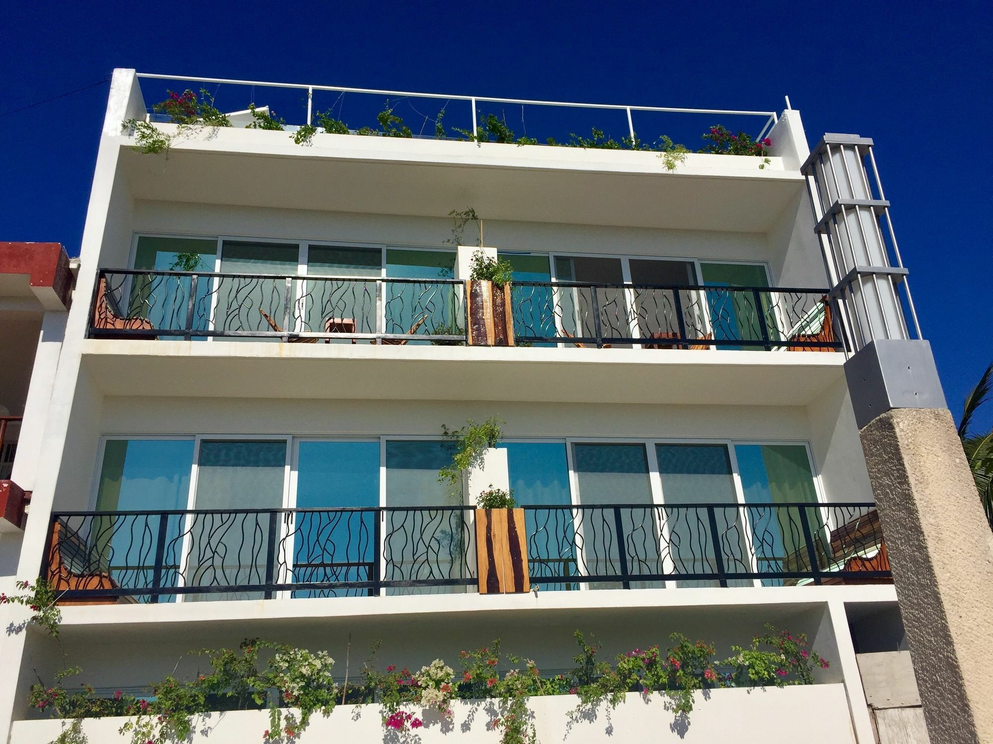 Ocean Zen Suites On 5Th Avenue - Adults Only 신데 델 카르멘 외부 사진